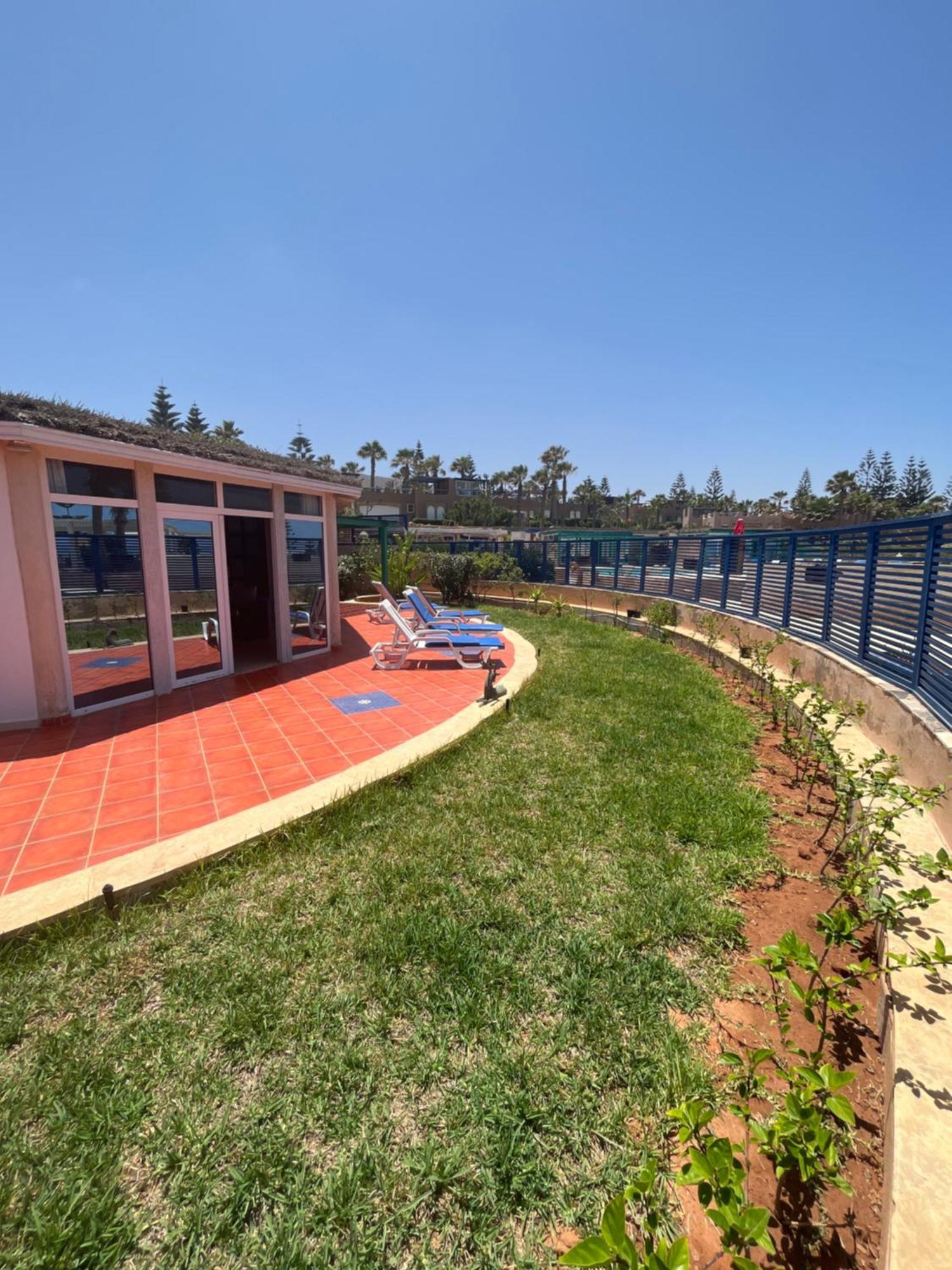 Mimid Dunes Beach Hotel Мирлефт Екстериор снимка